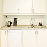 شقة Twin Flat 2nd Floor Centre - Norwegians Minimum Age 25 *