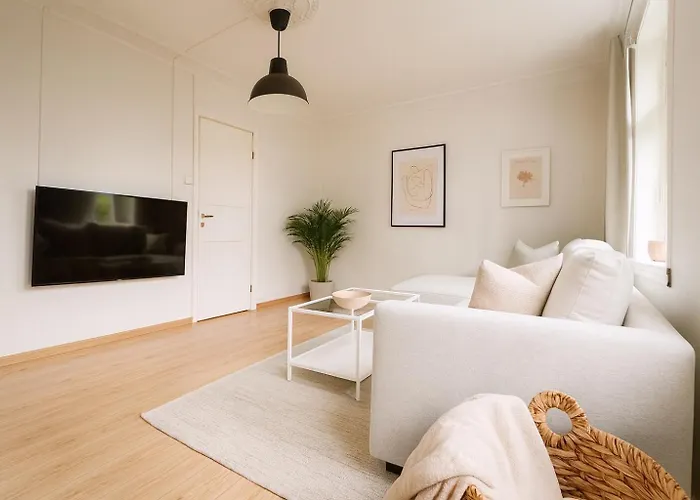 Twin Flat 2nd Floor Centre - Norwegians Minimum Age 25 Apartment Bergen