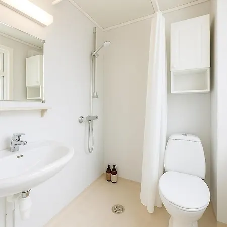 Twin Flat 2nd Floor Centre - Norwegians Minimum Age 25 公寓